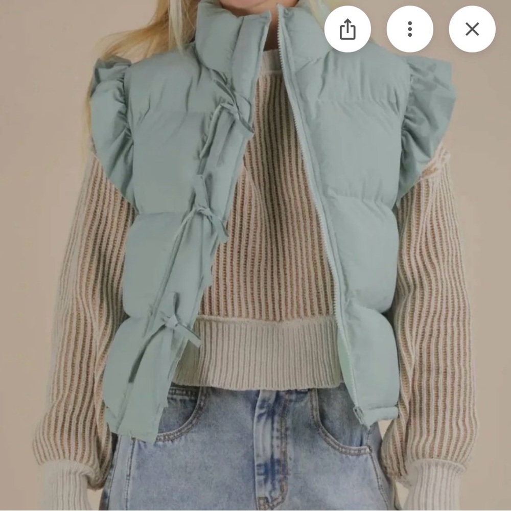 VERY J MINT Puffer Vest with Ruffle Sleeves & bows women’s size large nwt